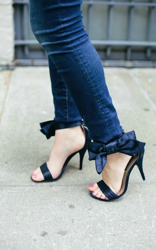 ann taylor bow heels