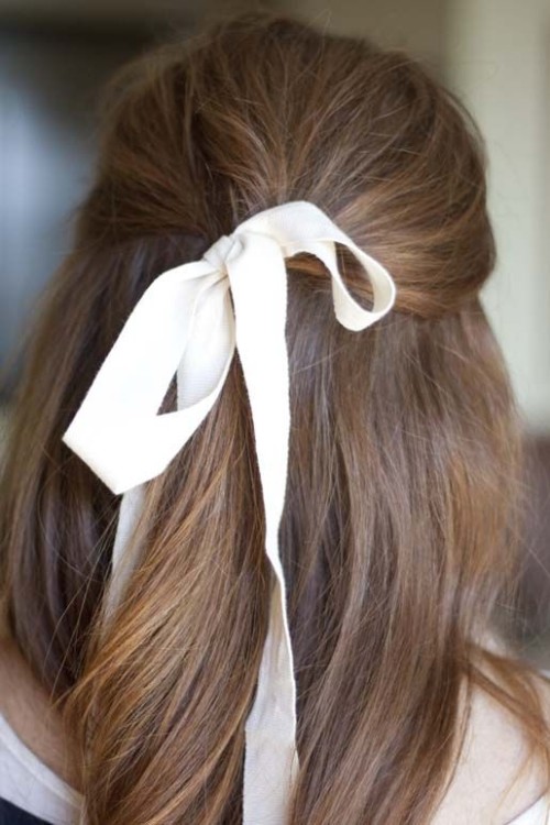 hair bow ponytail