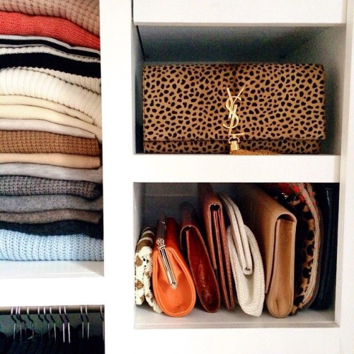 the easiest way to clean out your closet konmari method