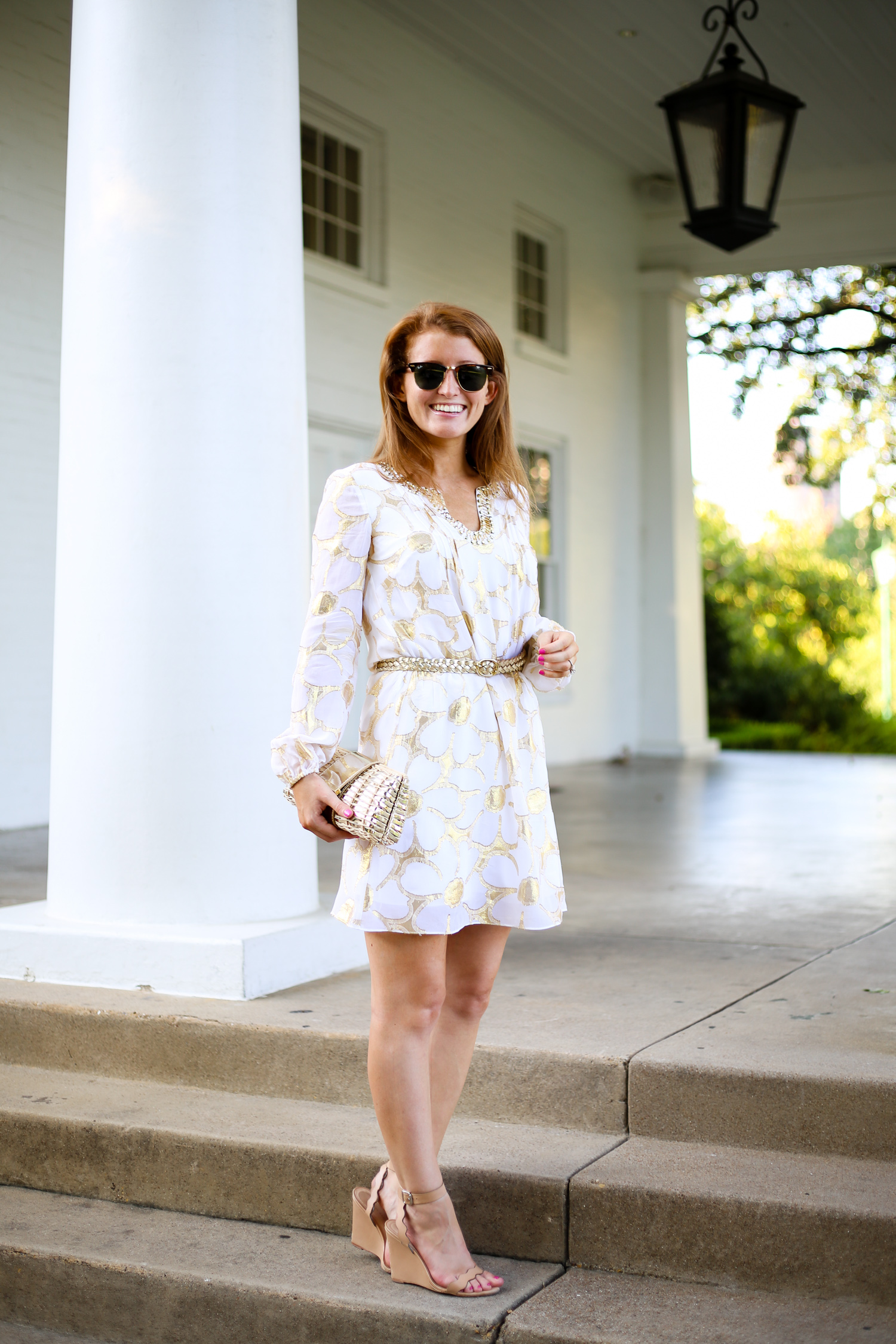 design-darling-wears-the-lilly-colby-sleeved-tunic-dress