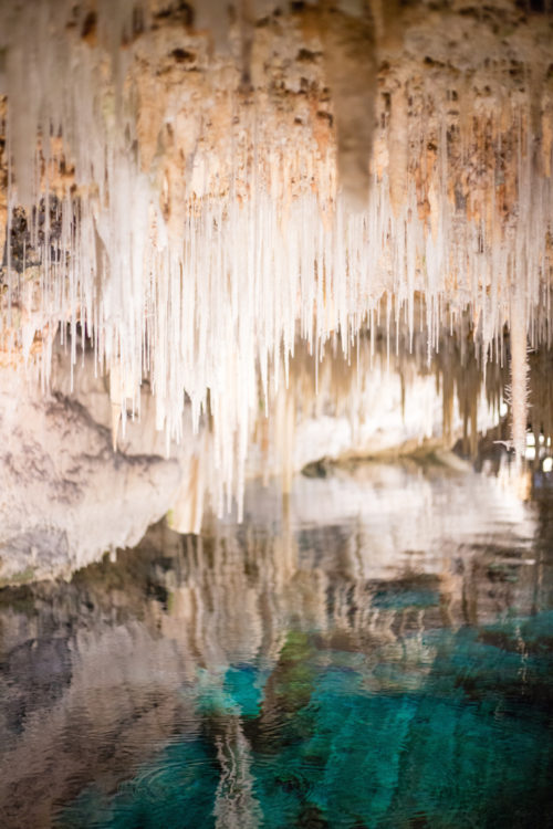 crystal-caves-in-bermuda
