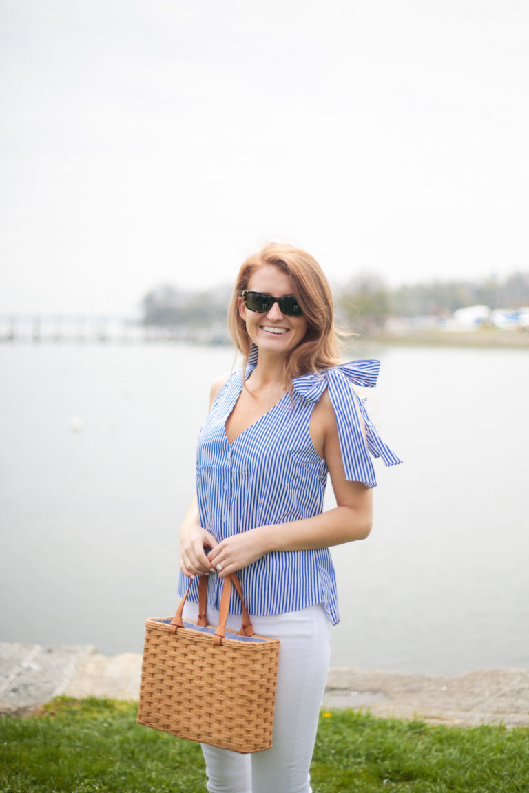 BLUE AND WHITE BOW TOP | Design Darling