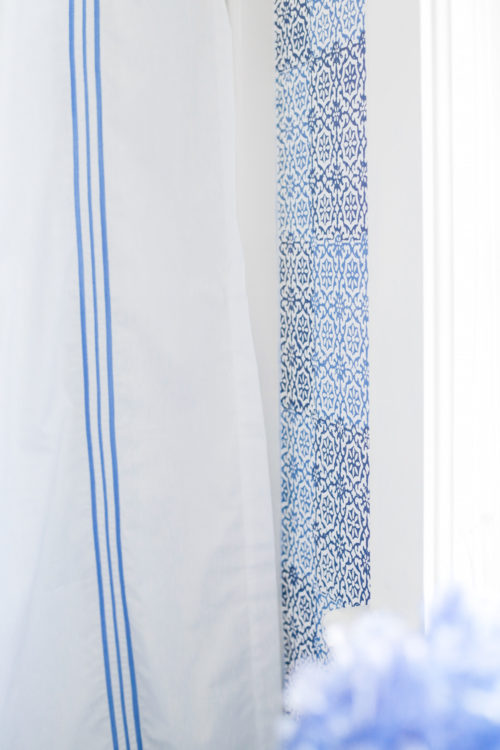 design darling nantucket bathroom reveal peter fasano sintra wallpaper and pine cone hill trio french blue shower curtain