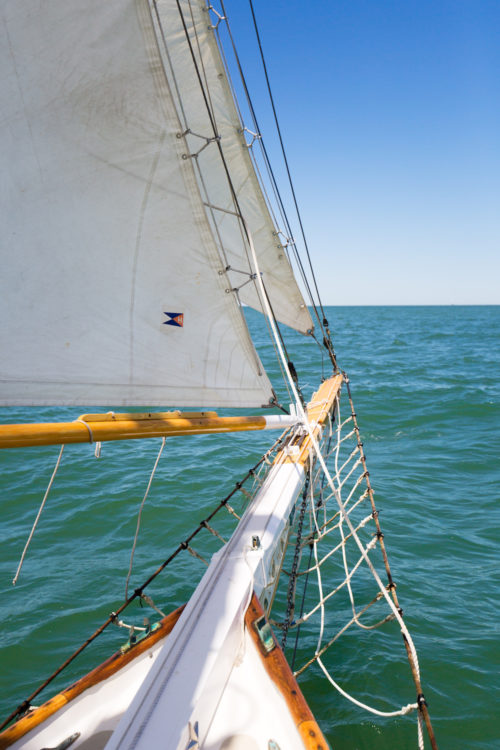 nantucket sailboat charter