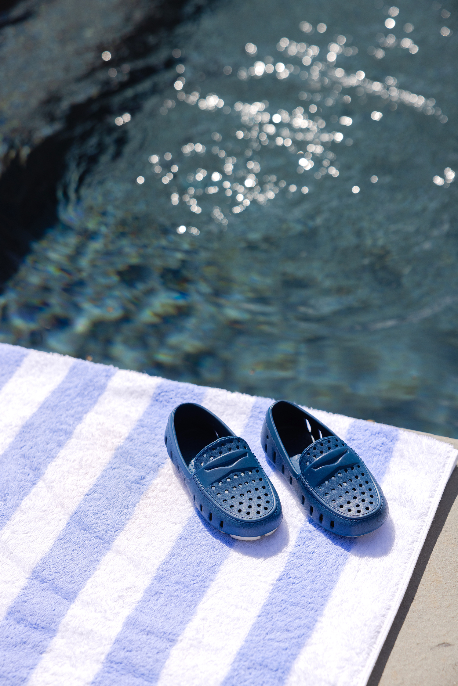 floafers waterproof loafers on design darling WEEKEND READING 6.4
