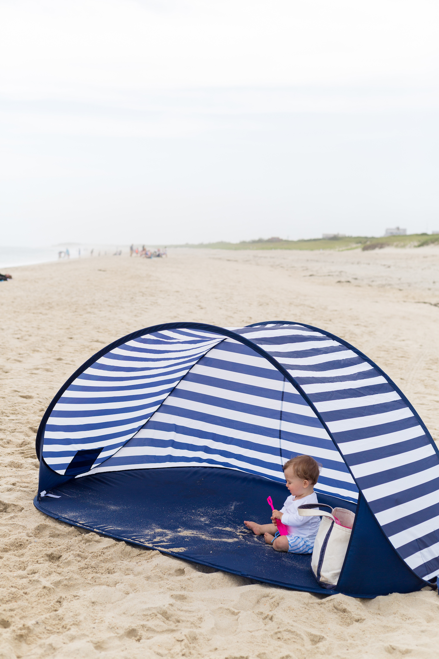 THE BEST BEACH TENT FOR BABIES & TODDLERS