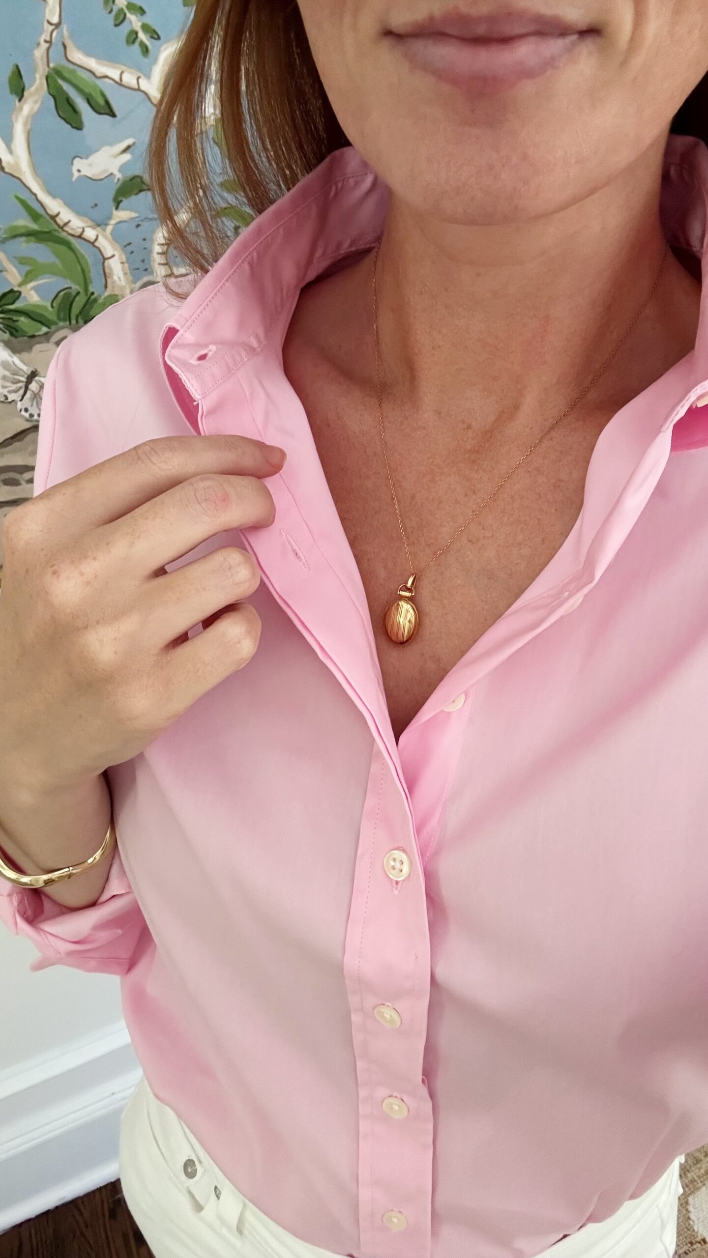 Monica Rich Kosann Slim Pinstripe Eve 18K Gold Locket Necklace